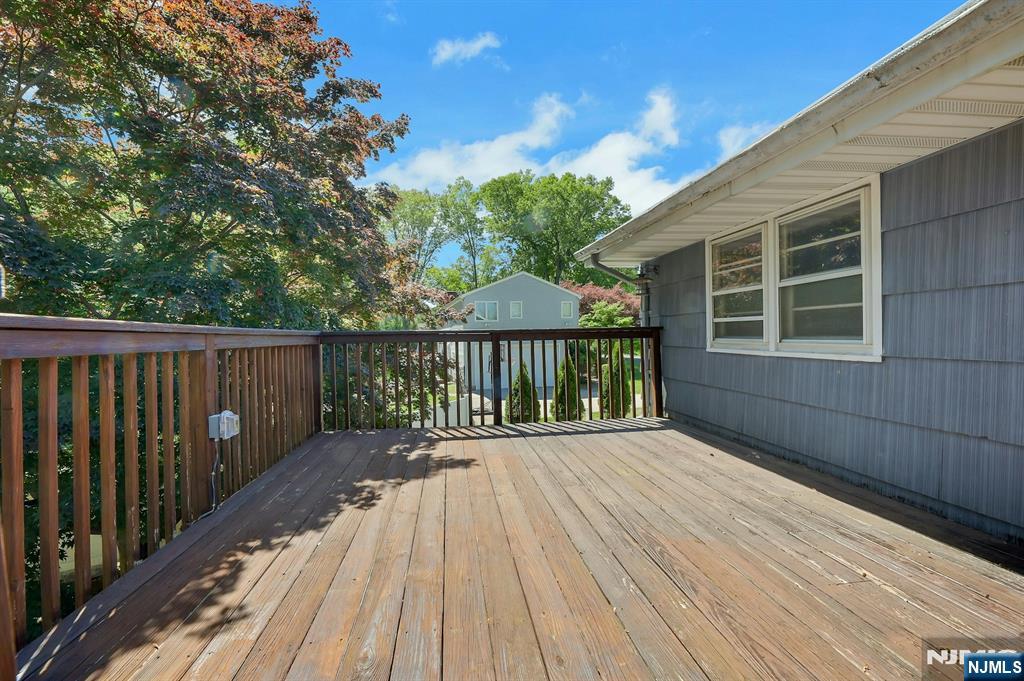 20 Bluehill Road