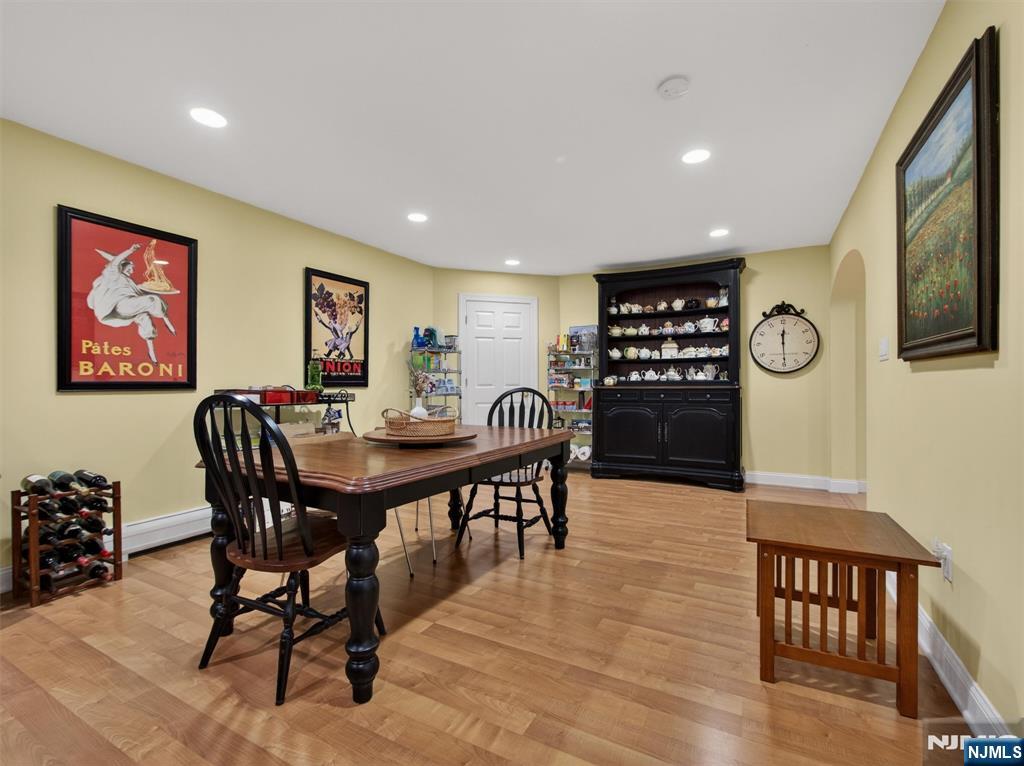 607 Poplar Road