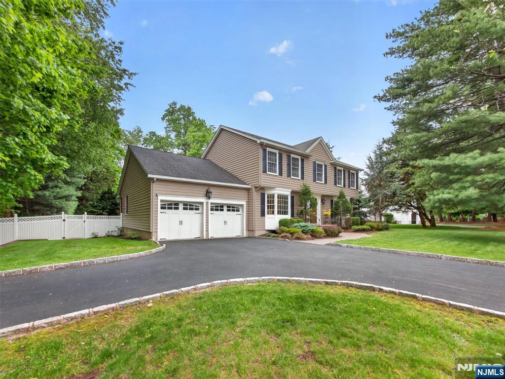 607 Poplar Road