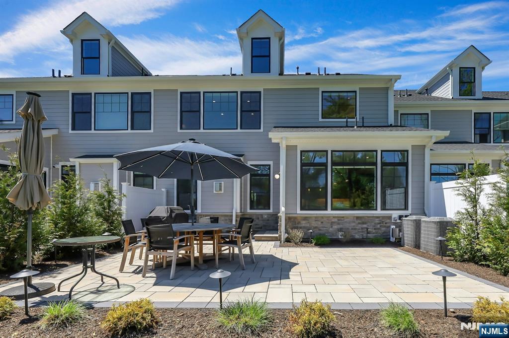 111 Woodmont Circle
