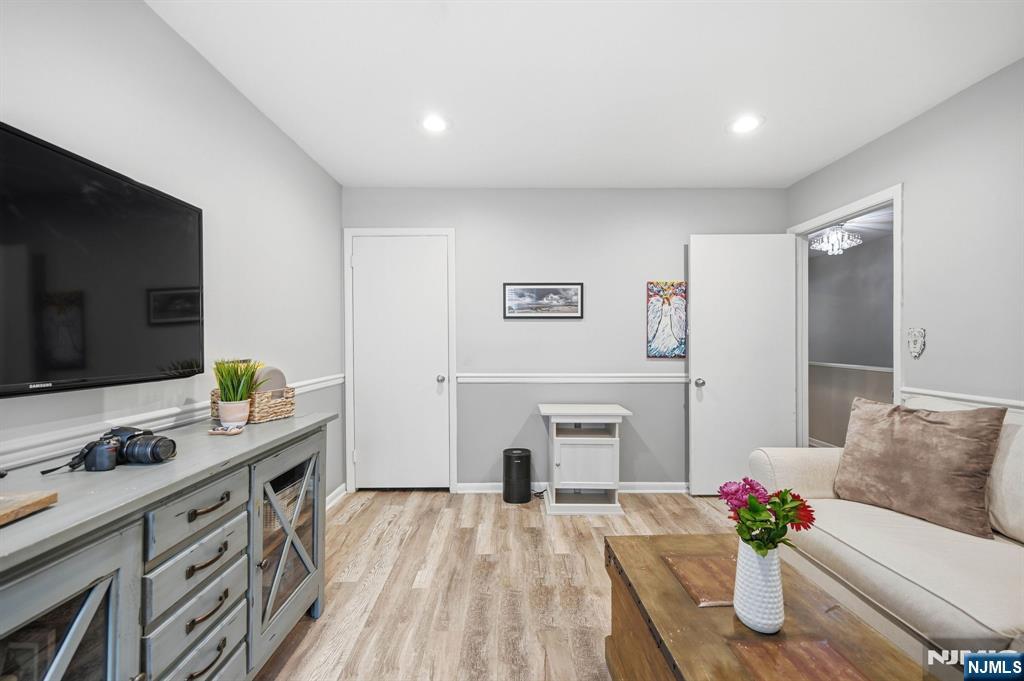 219 Pond Terrace 2B