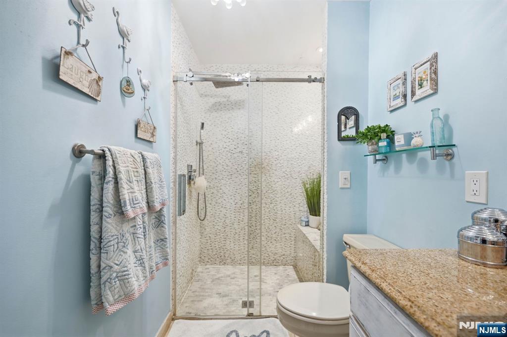219 Pond Terrace 2B