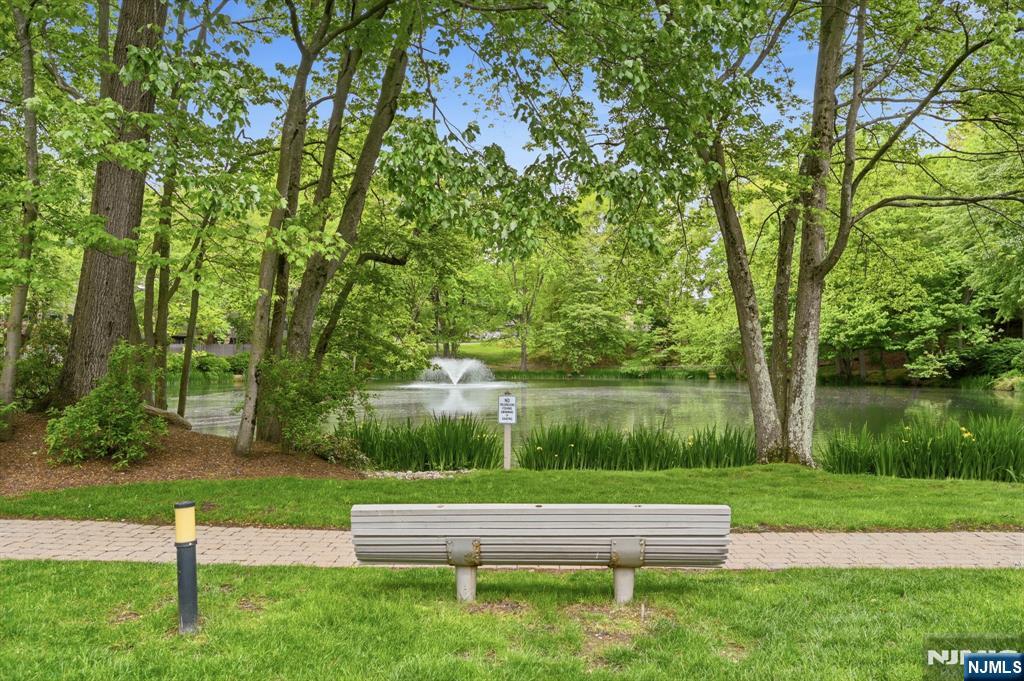 219 Pond Terrace 2B