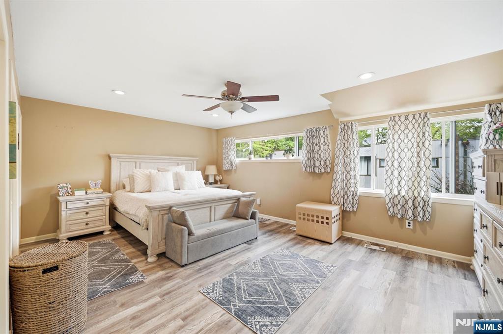 219 Pond Terrace 2B