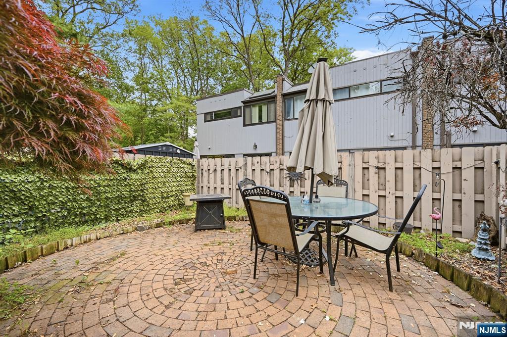 219 Pond Terrace 2B