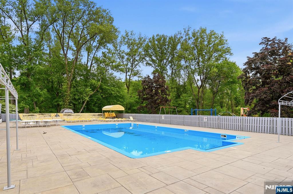 219 Pond Terrace 2B