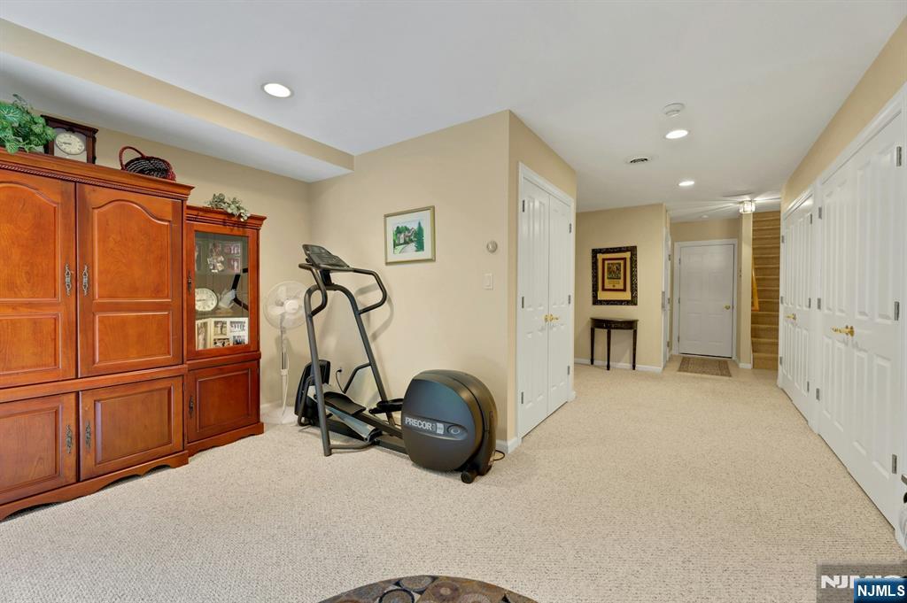 110 Winding Creek