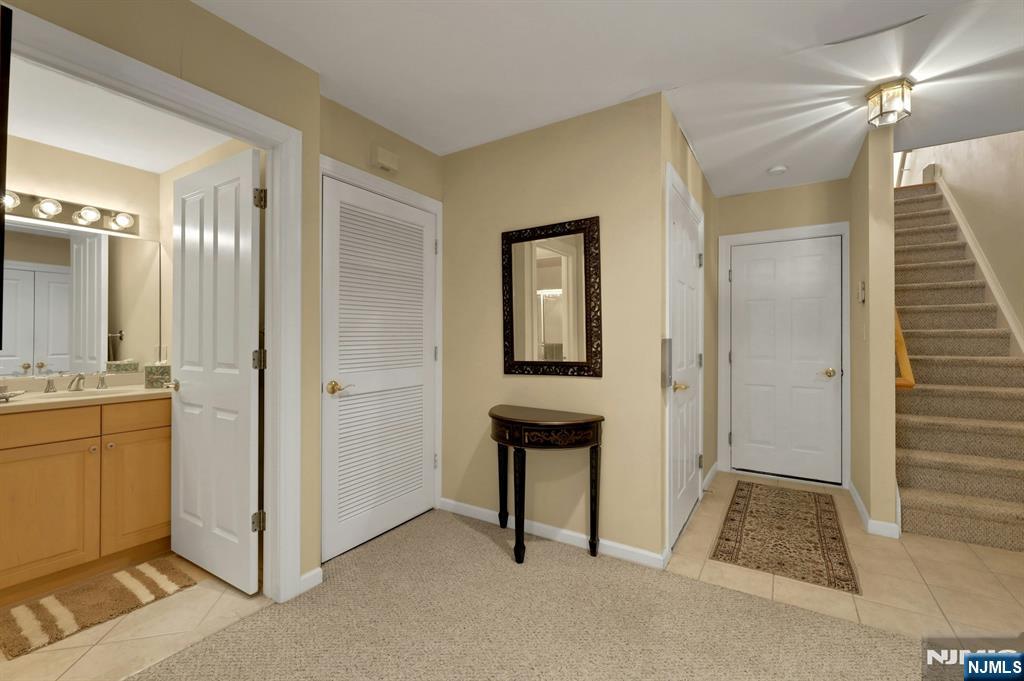 110 Winding Creek