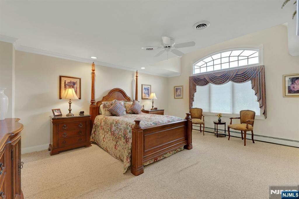 110 Winding Creek
