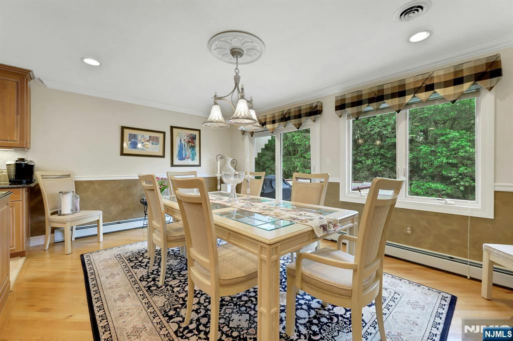 110 Winding Creek