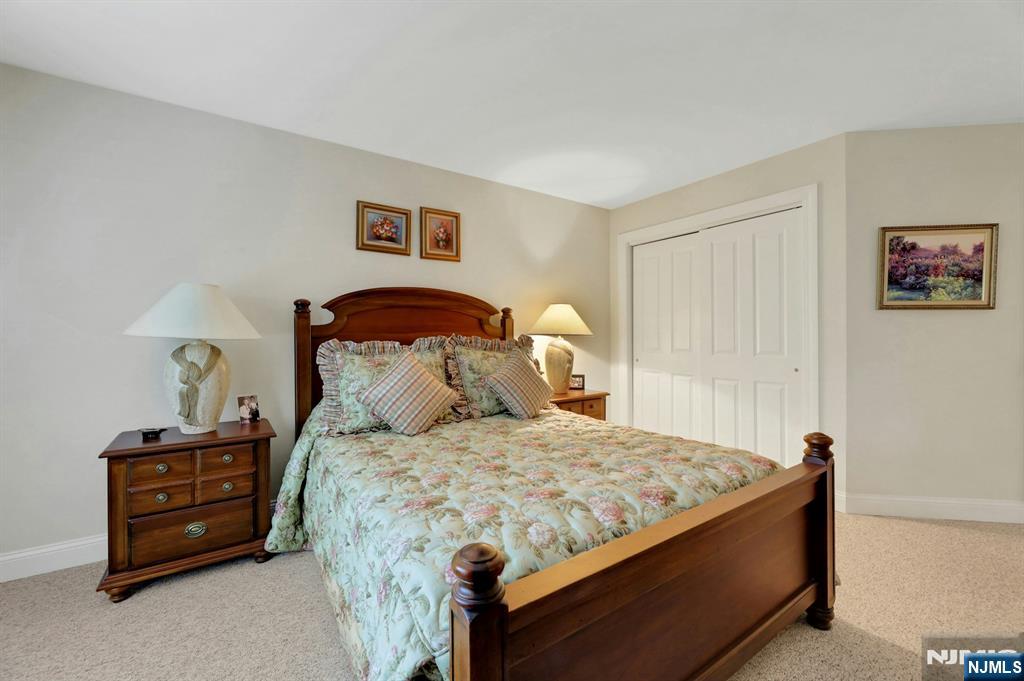 110 Winding Creek