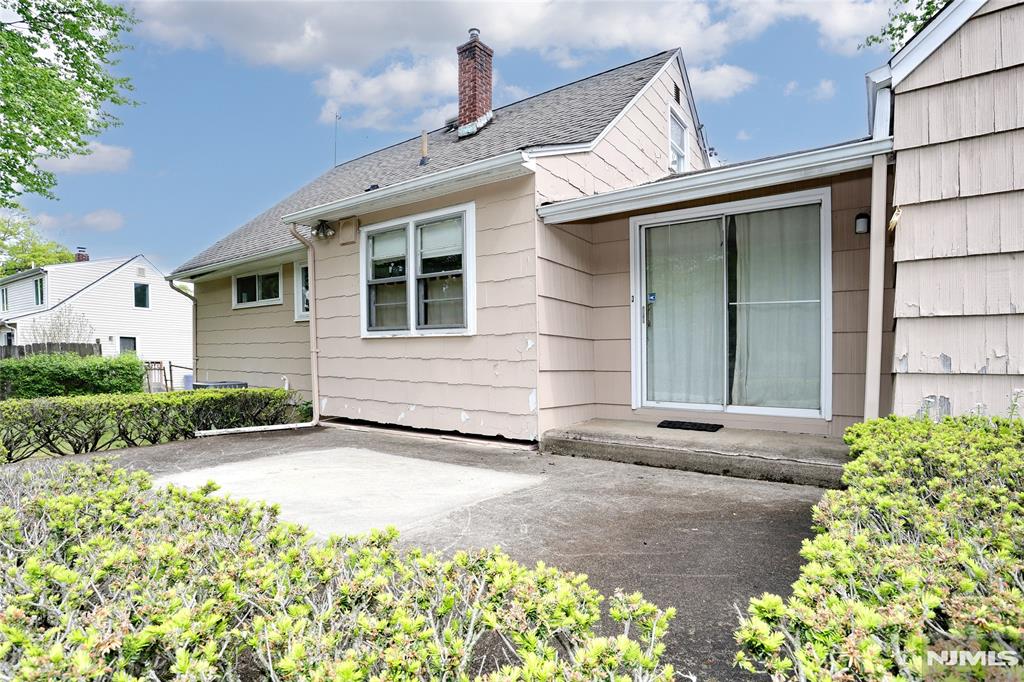 12 Beverly Lane