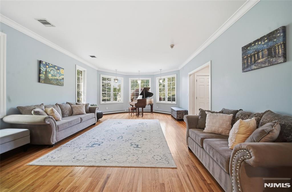 43 Walsh Drive