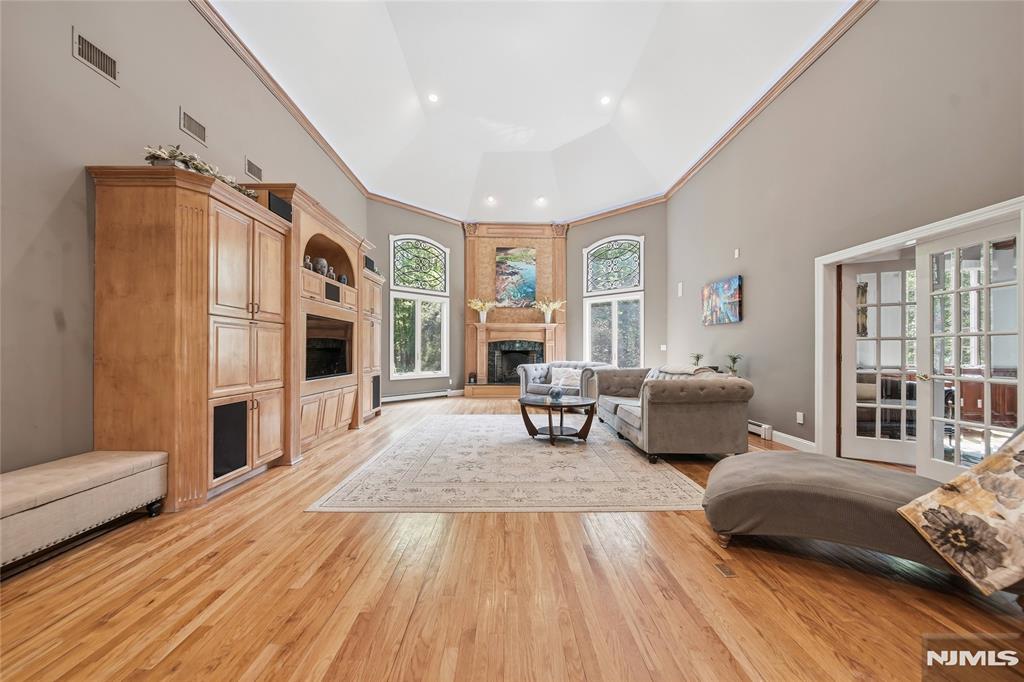 43 Walsh Drive