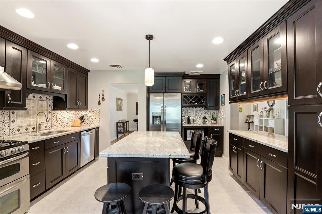 469 White Birch Drive