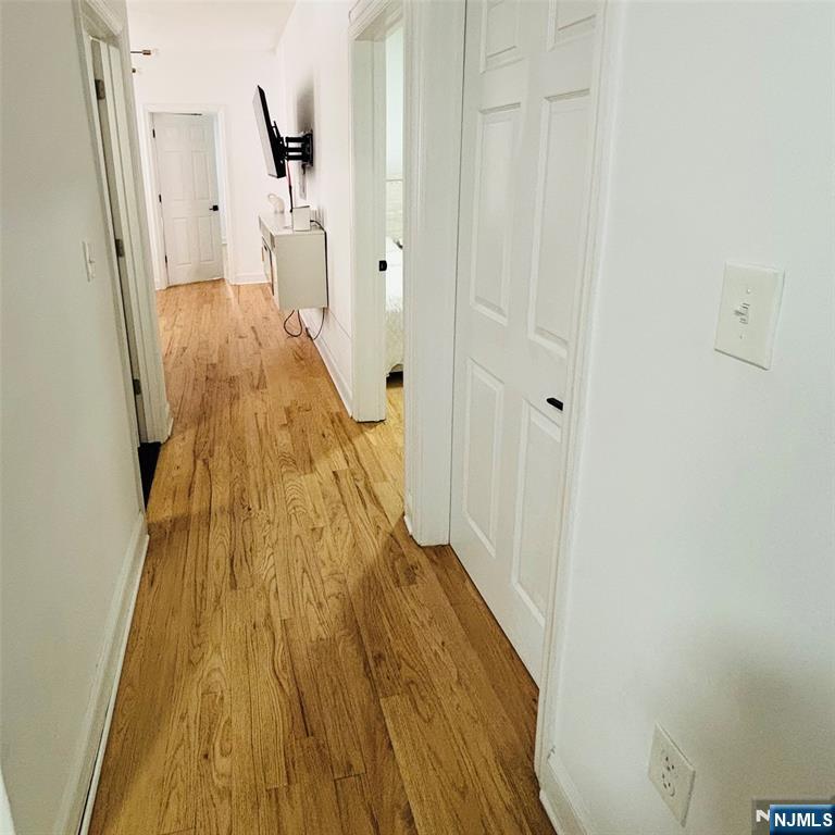 43 Bragaw Avenue Floor 1