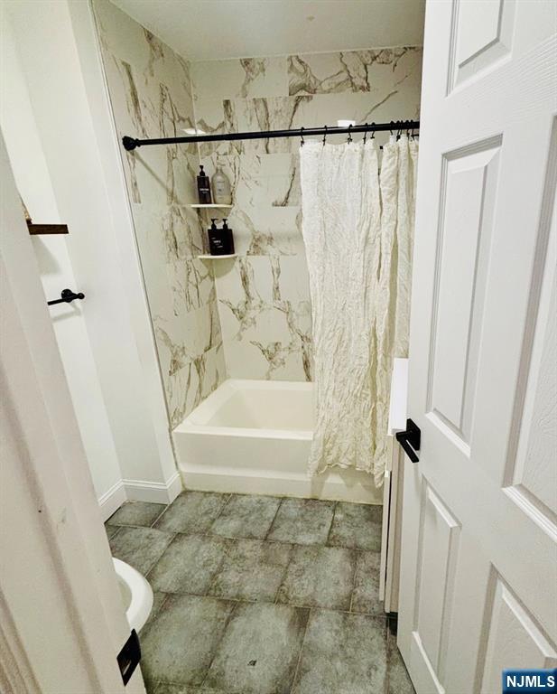 43 Bragaw Avenue Floor 1