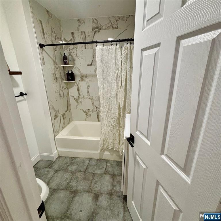 43 Bragaw Avenue Floor 1