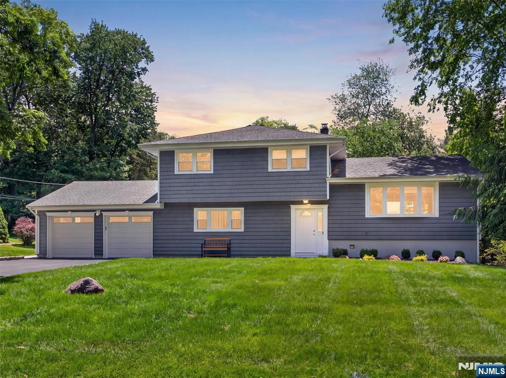 7 Willow Brook Road