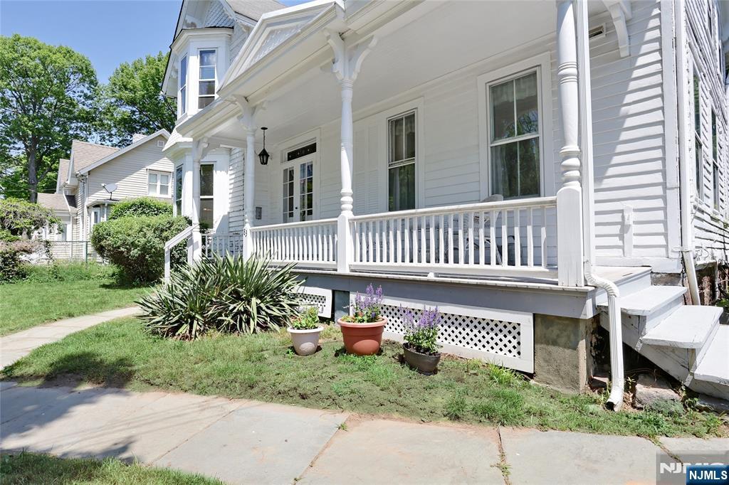 83 Grove Street