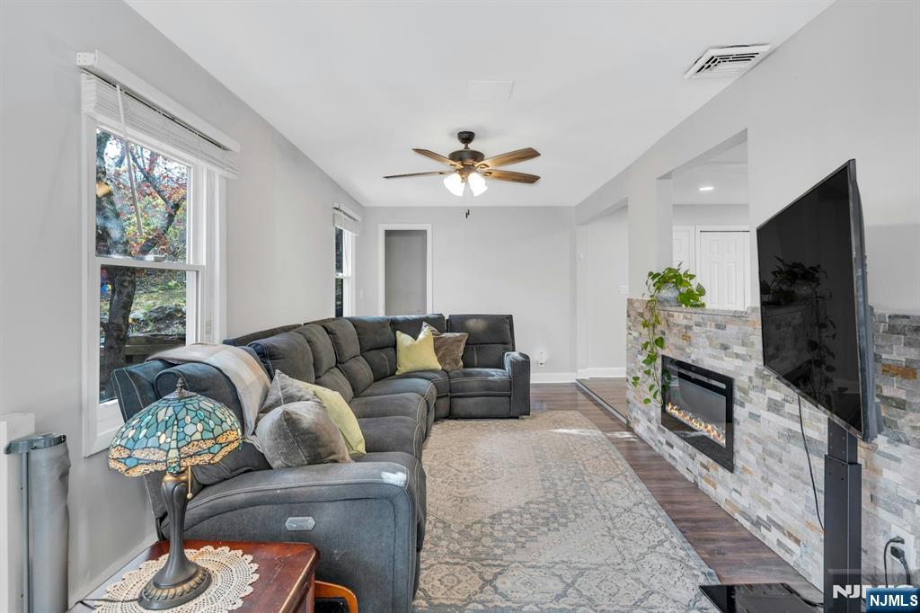 39 Delaware Road