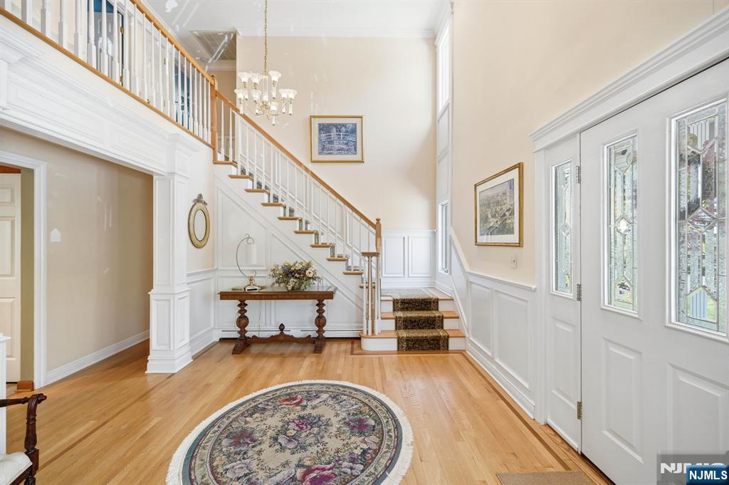 21 Lakeview Avenue