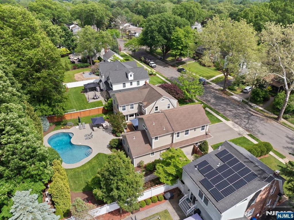454 Hasbrouck Boulevard