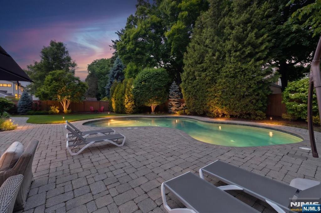 454 Hasbrouck Boulevard