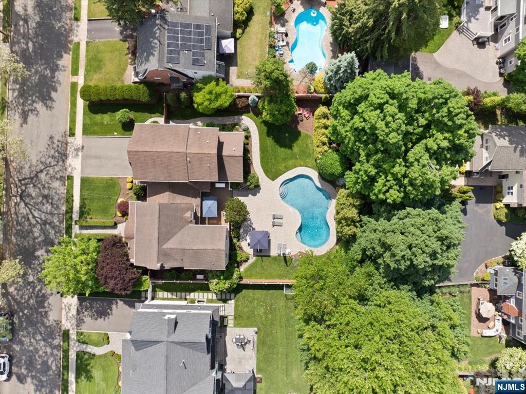 454 Hasbrouck Boulevard