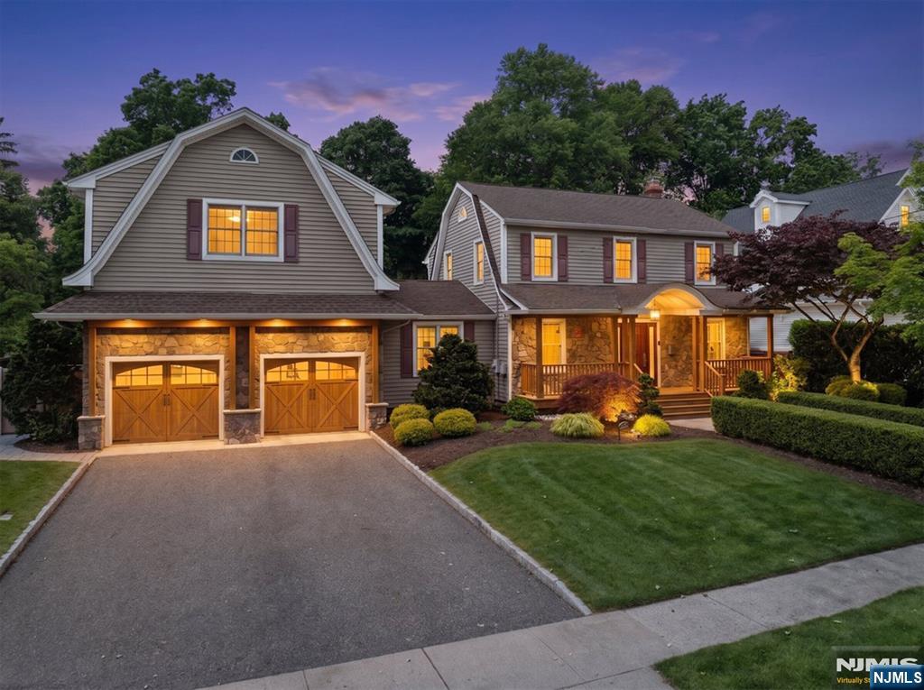 454 Hasbrouck Boulevard