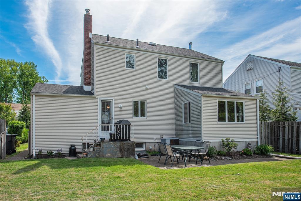 56 Lunn Avenue