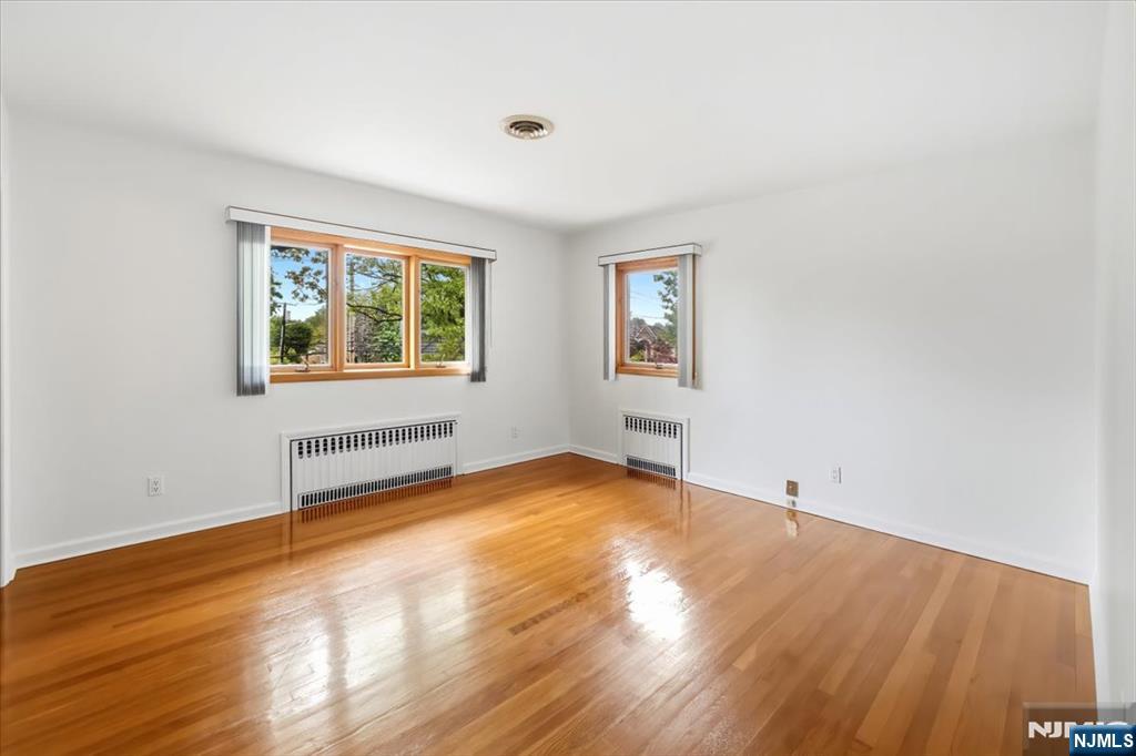 535 Summit
