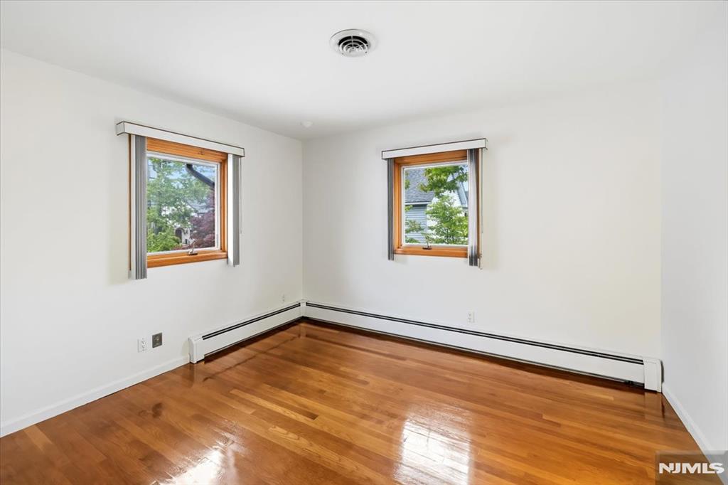 535 Summit