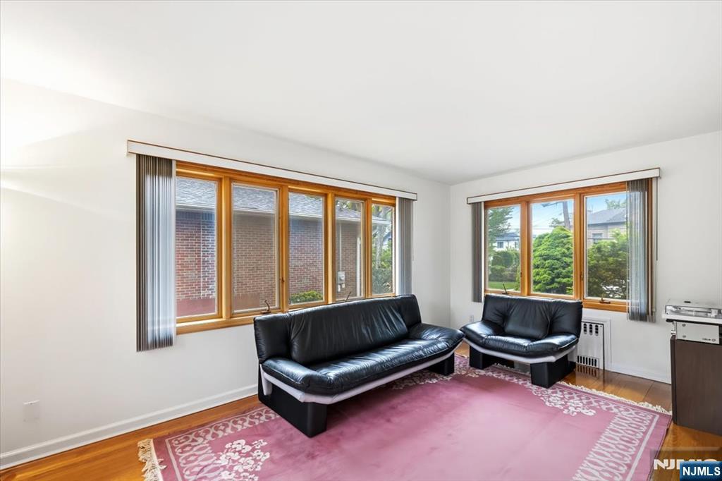535 Summit