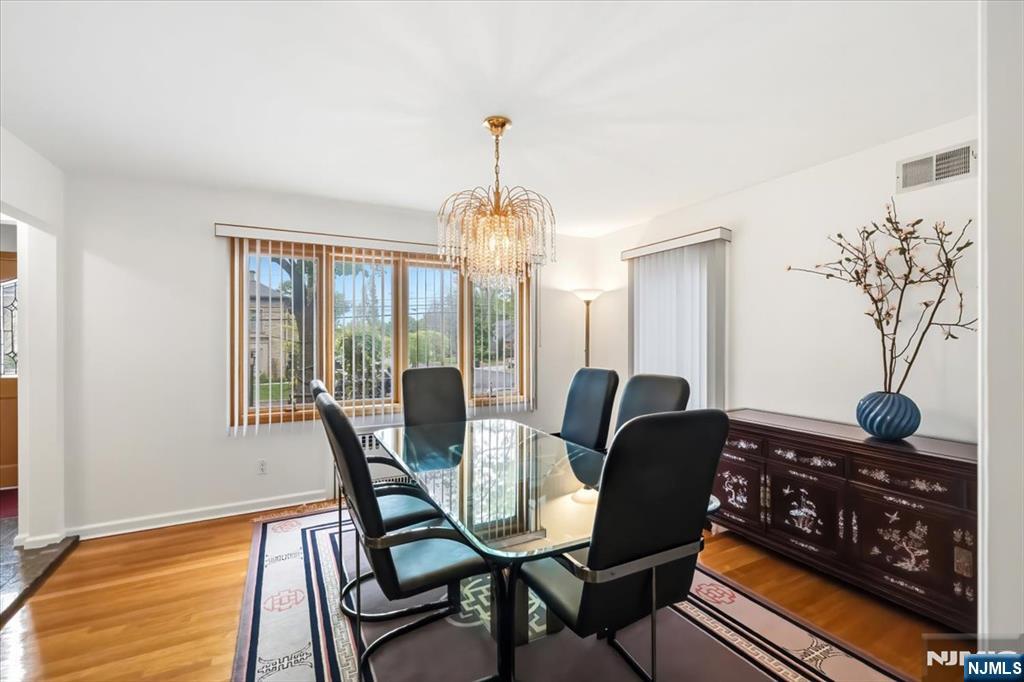 535 Summit