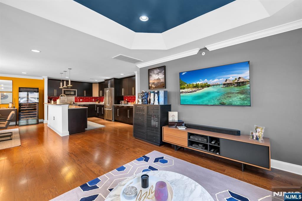 2308 Freeman Way