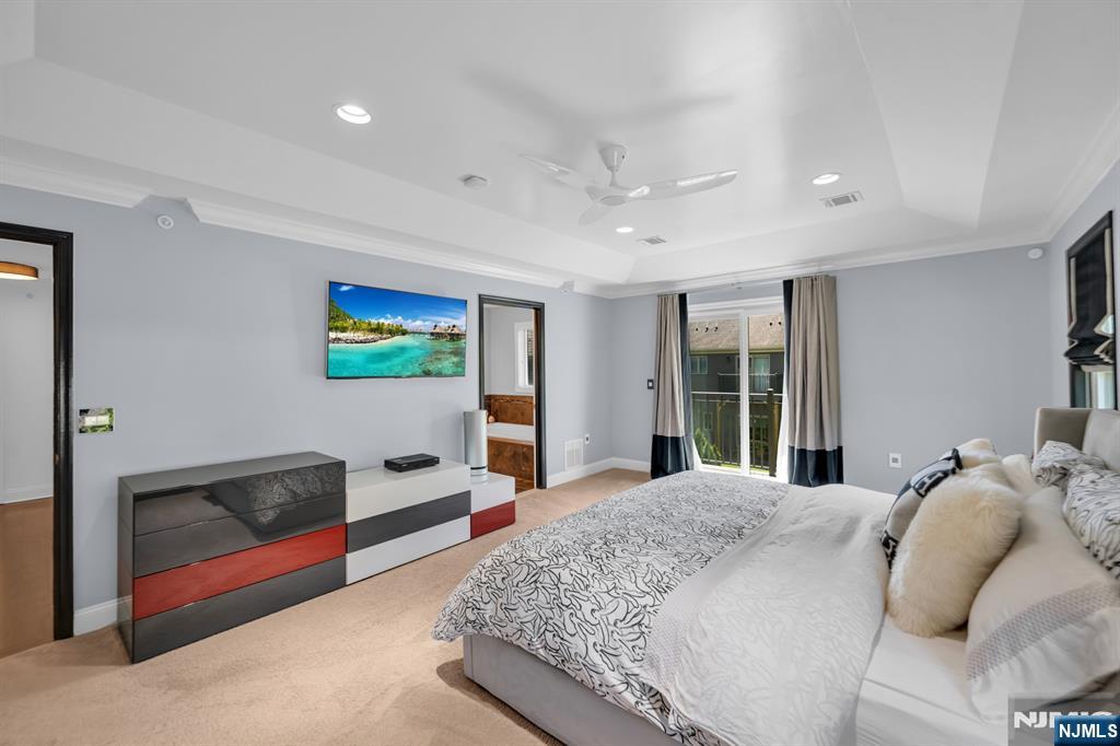 2308 Freeman Way