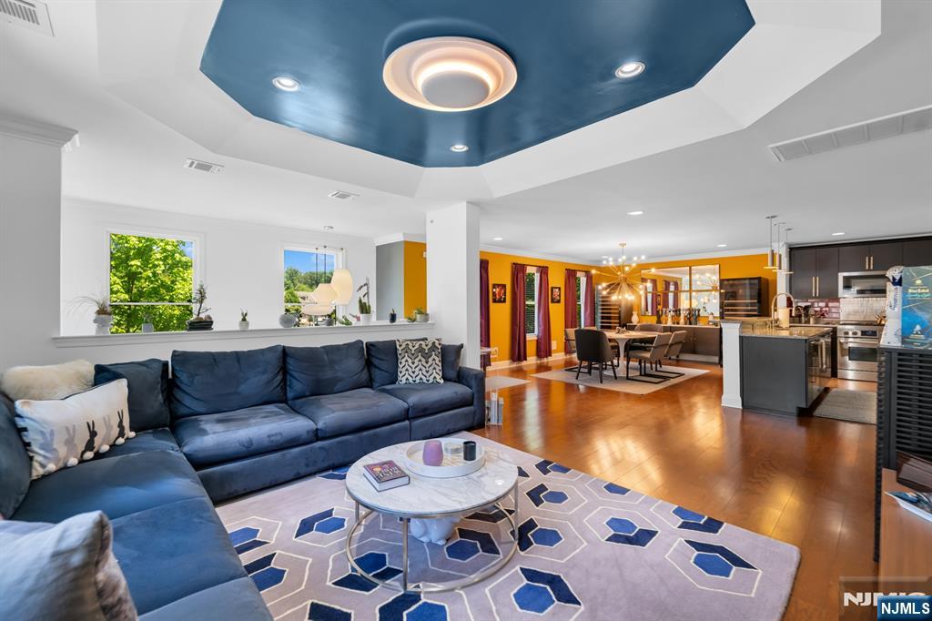 2308 Freeman Way