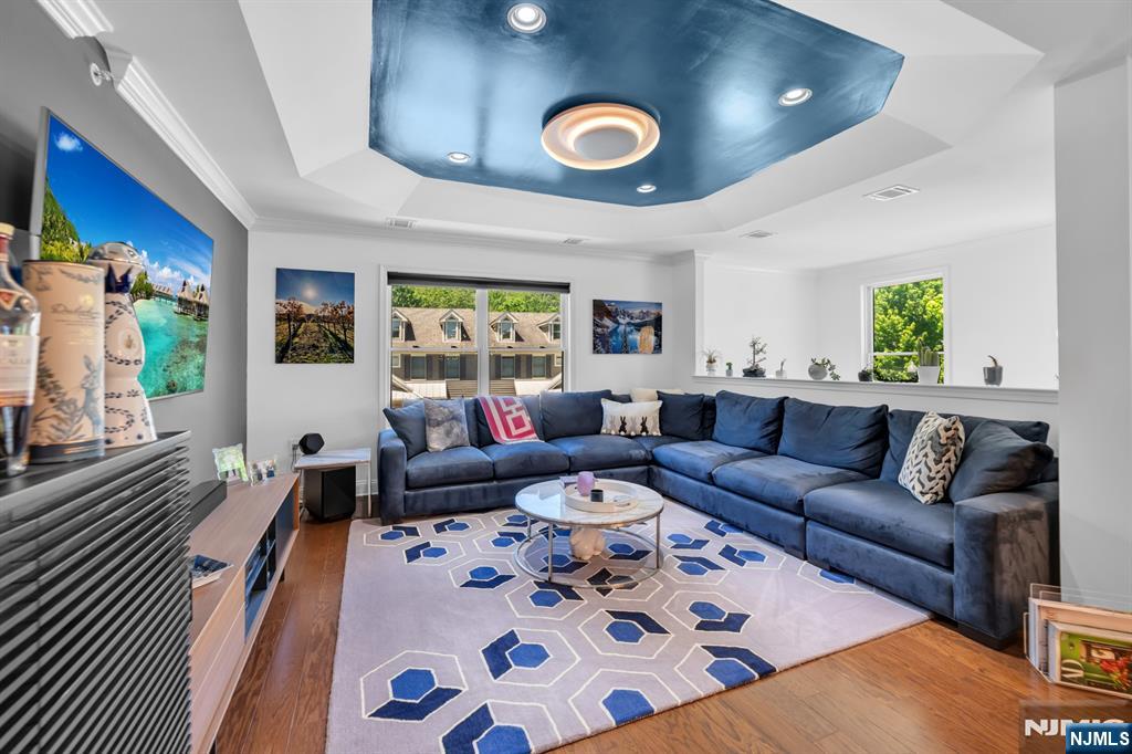 2308 Freeman Way