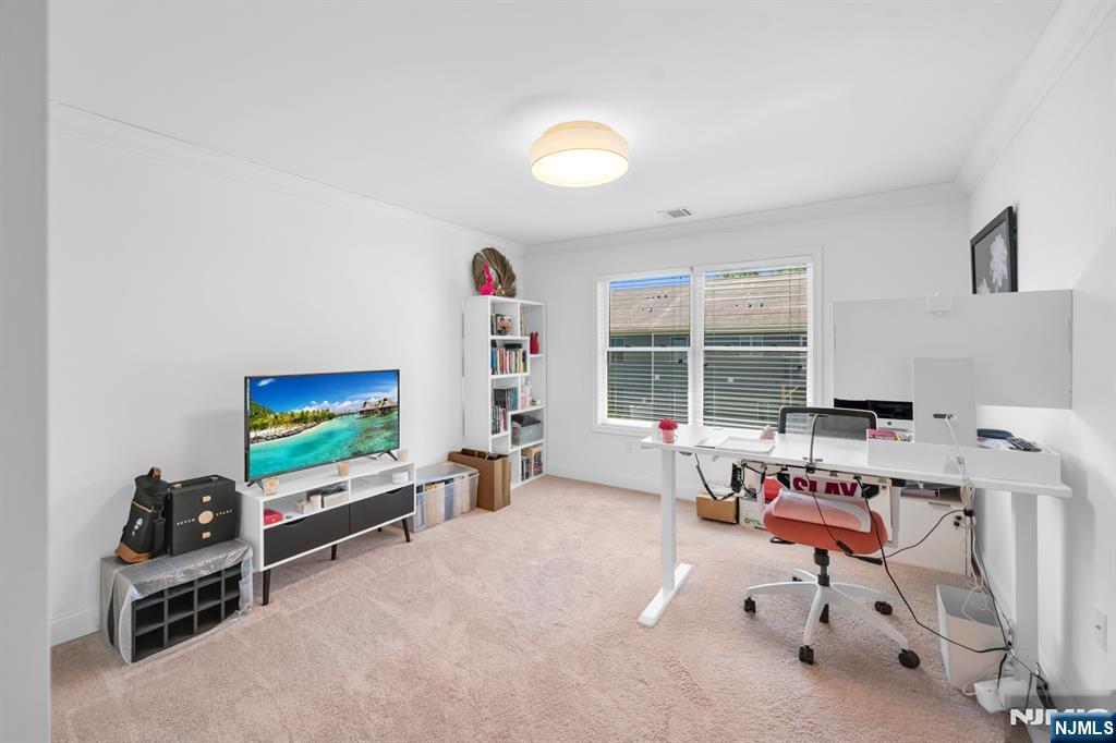 2308 Freeman Way