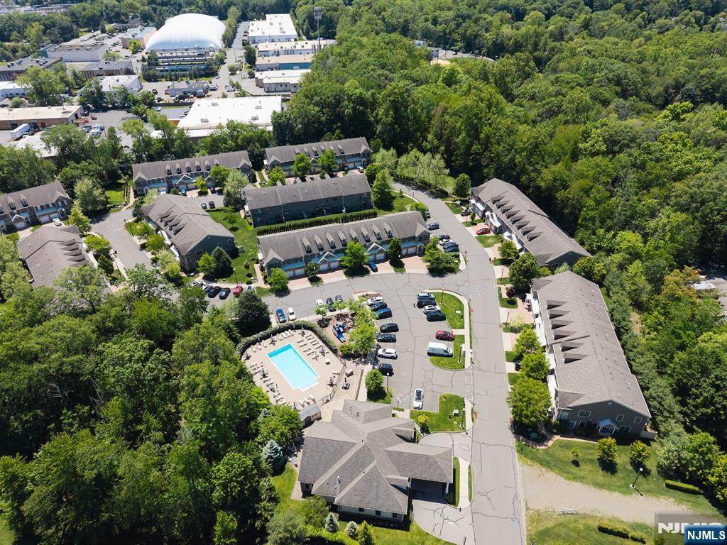 2308 Freeman Way