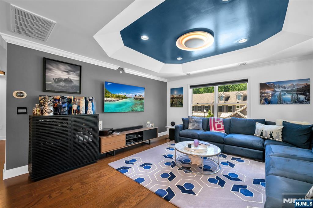 2308 Freeman Way