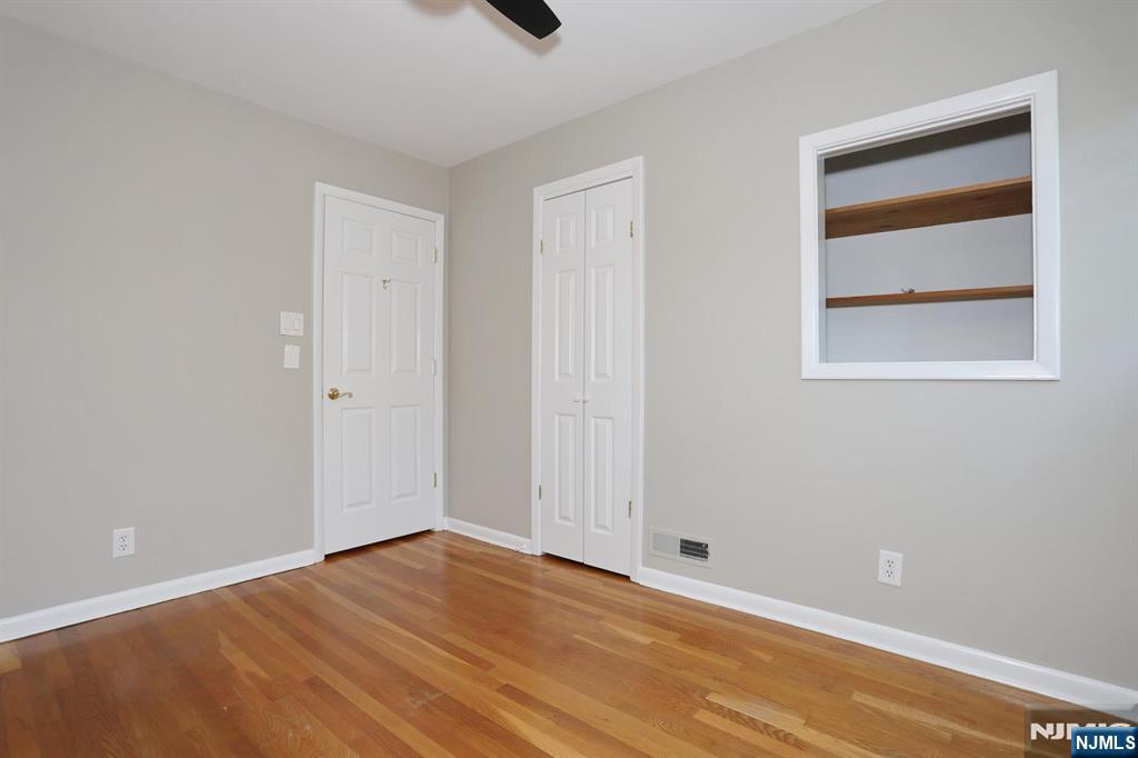 11 Henry Avenue