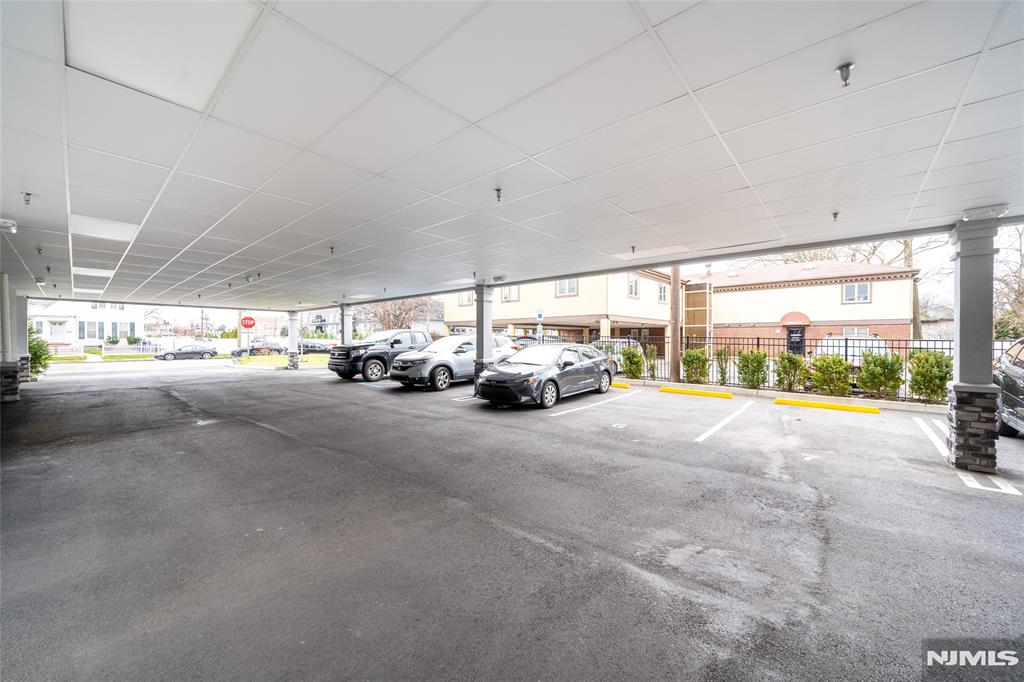 387 Park Street 302