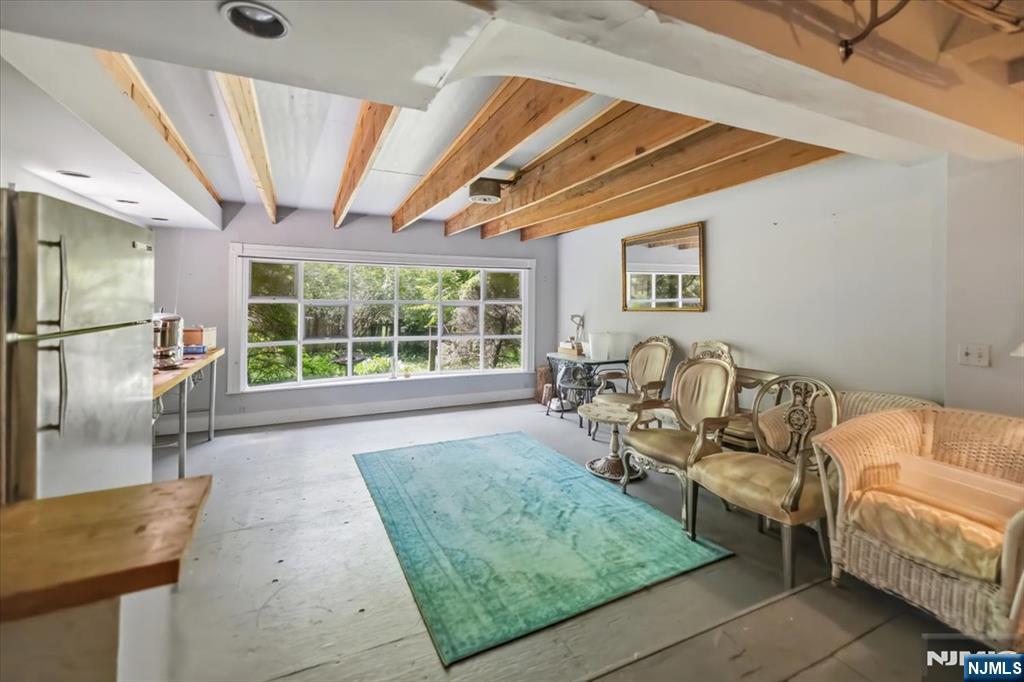 148 Spring Valley Road
