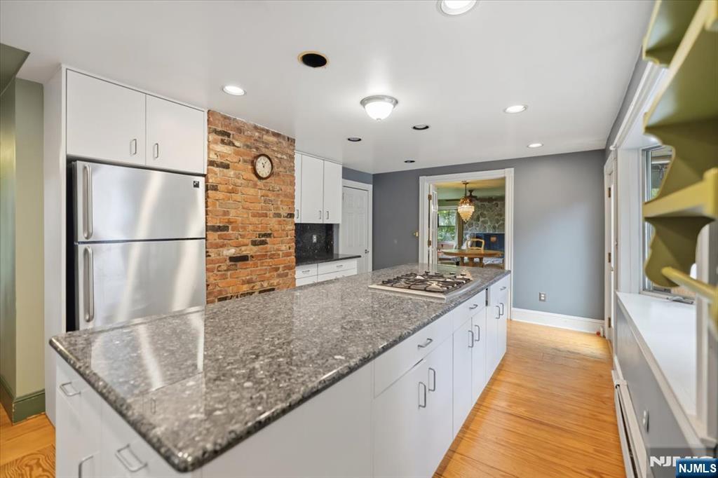 148 Spring Valley Road