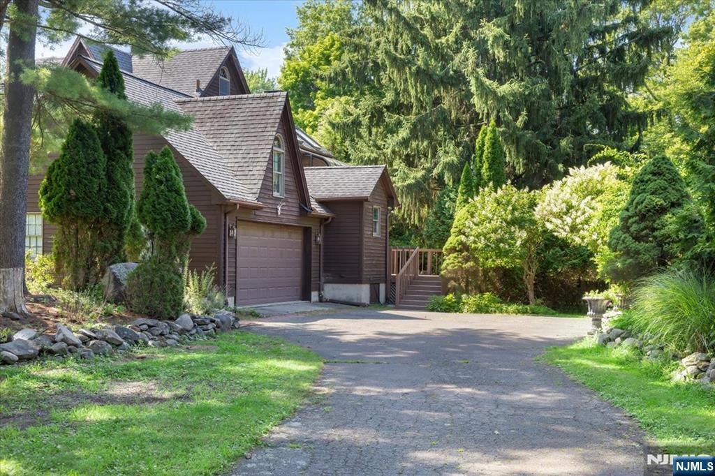 148 Spring Valley Road