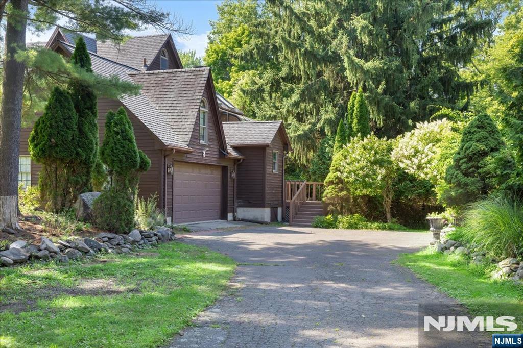 148 Spring Valley Road