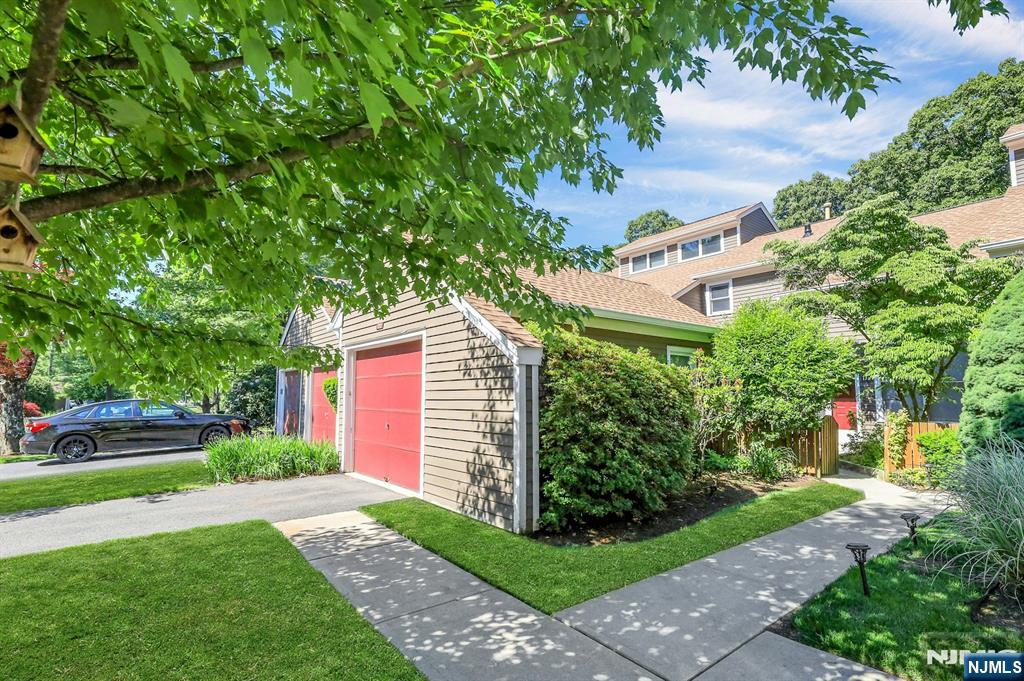 172 Grandview Lane