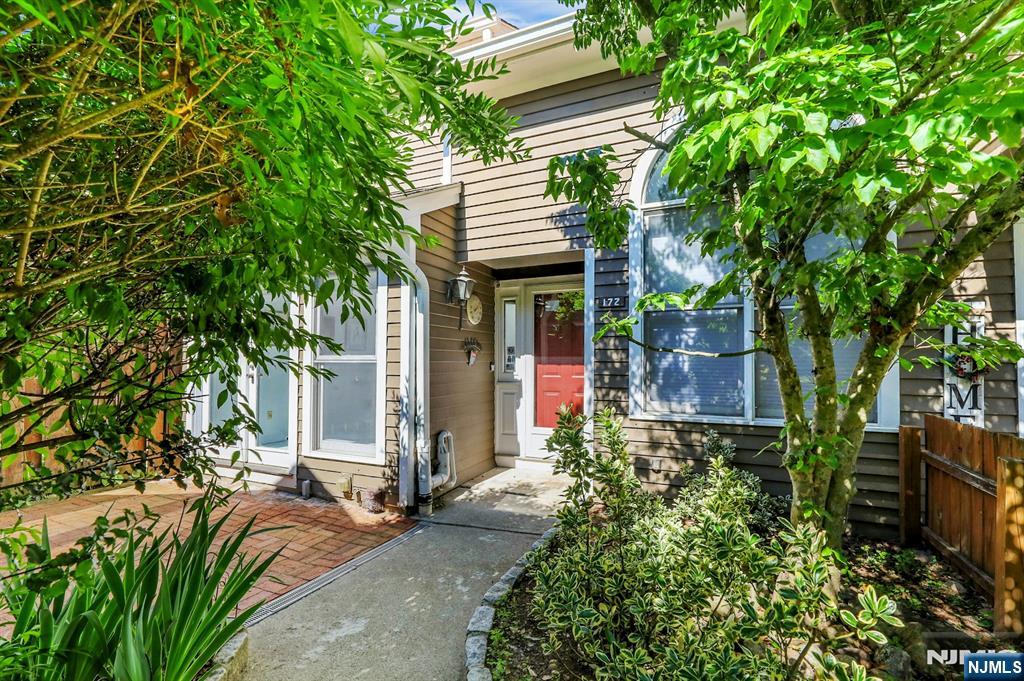 172 Grandview Lane